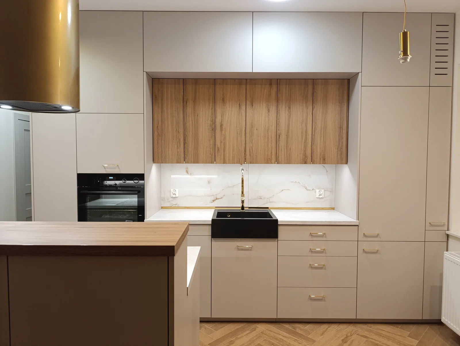 Kuchnia Parkowa Prestige z drewnianą wnęką roboczą